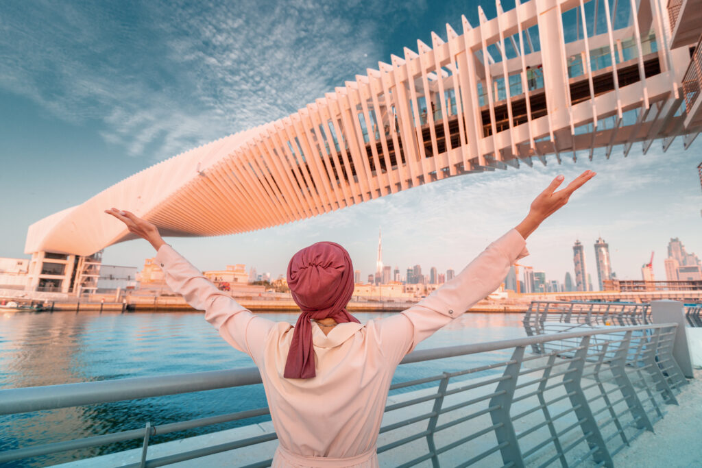 Hidden-Gem-The-Canal-Walk-Dubai